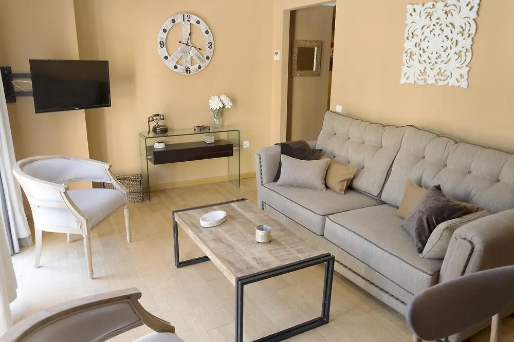 Living4Malaga Boutique Apartments Малага